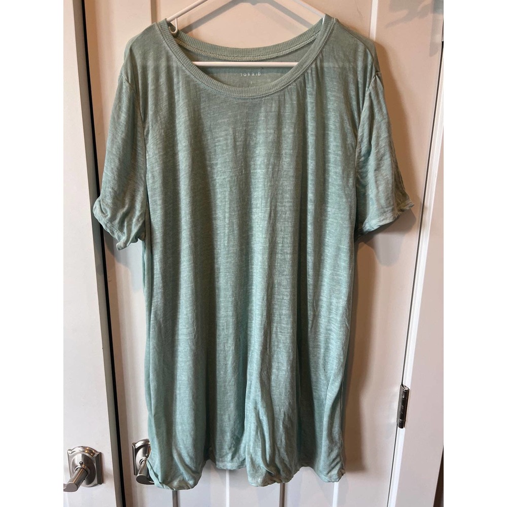 (3) Torrid Classic Fit Tee